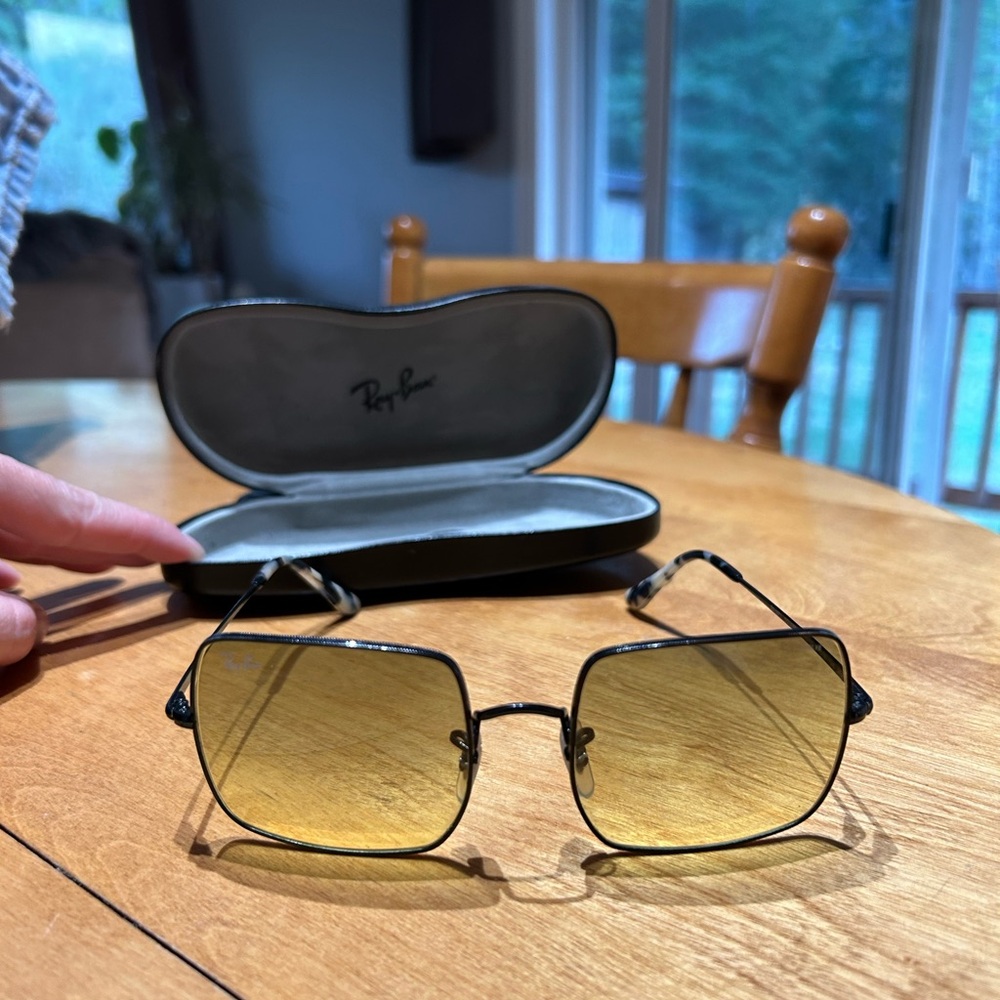Ray-Ban Sunglasses with Yellow Lenses